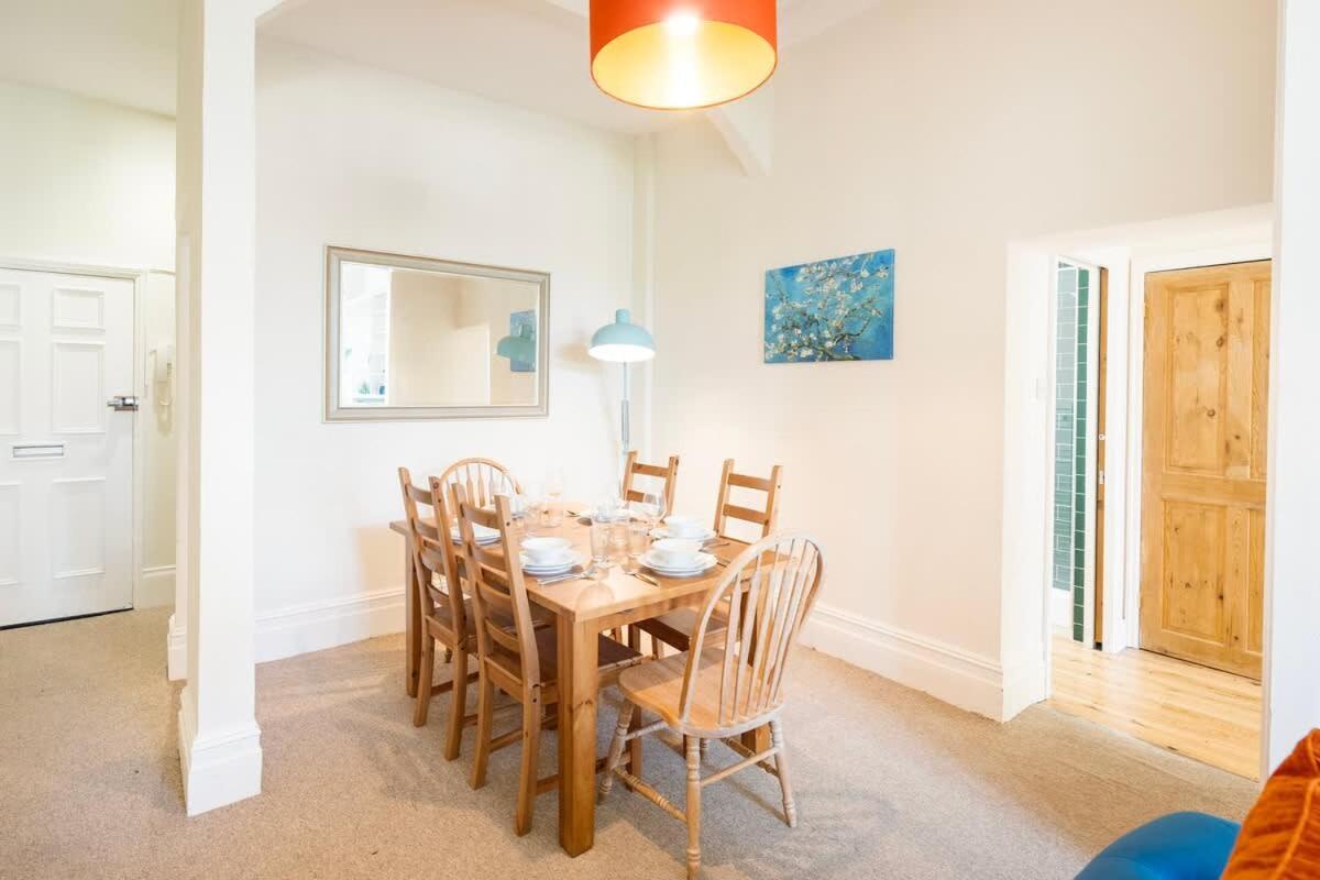 Spacious And Quiet Ground Floor Flat 브리스틀 외부 사진
